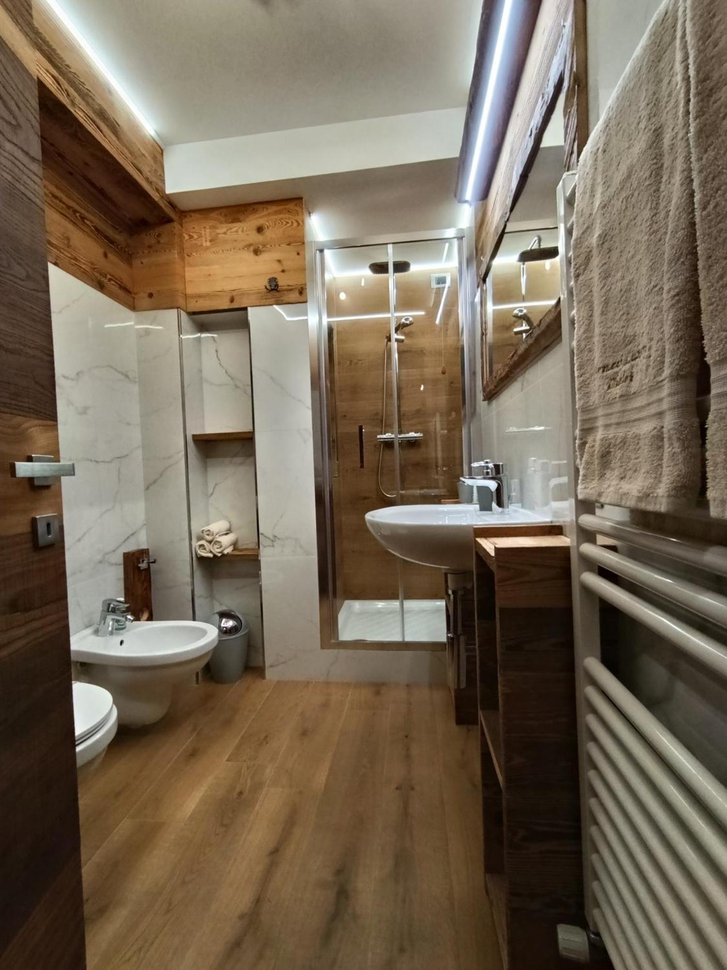 Bertuzzi Luxury Chalet Aprica Eksteriør billede